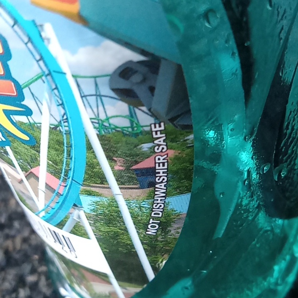 Waterbottle - Picture 2 of 3